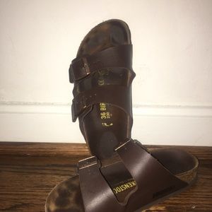 Birkenstocks/ comfortable, lightly worn! size 36